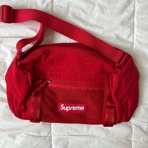 Supreme mini duffle bag
